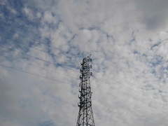 鱗雲と鉄塔（9月11日）