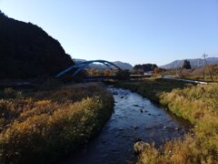 川とアーチ橋（11月17日）