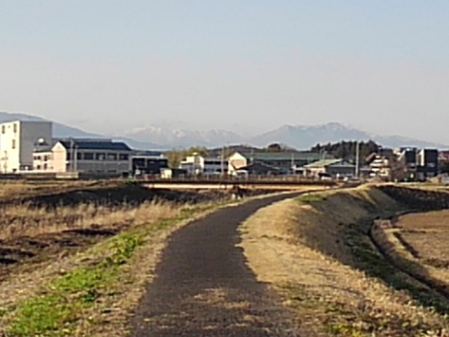 薄く見える山（3月26日）