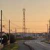 朝焼け空の鉄塔のある景色（11月12日）