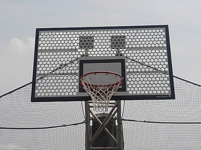 バスケットボール用ゴール（4月29日）