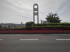 道路と時計台（5月24日）