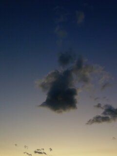 オレンジと群青の空（11月26日）