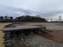 水のない池（1月2日）