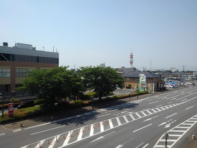 歩道橋から見えた市街地（5月24日）