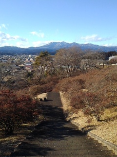 階段と高原山（1月1日）