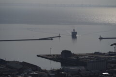 入港