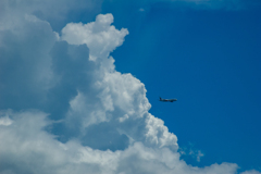 夏雲と飛行機