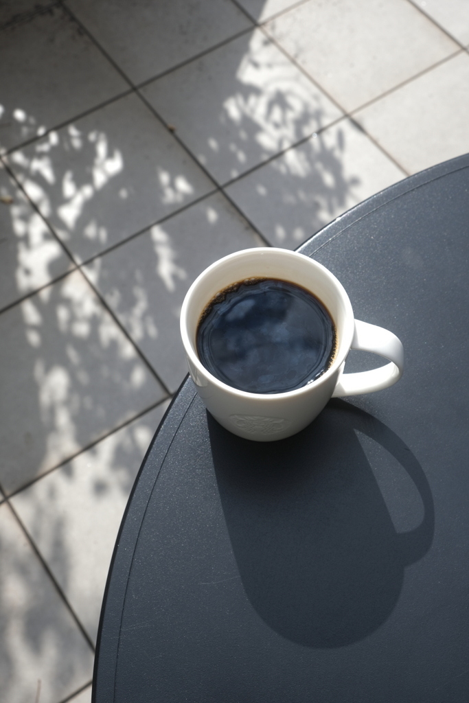 光と影～モーニングコーヒー