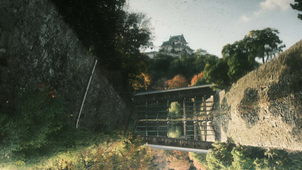 橋越しに風景を撮る