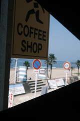 海が見えるカフェ