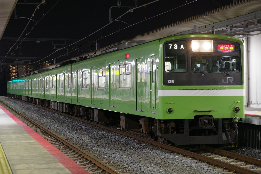 おおさか東線　201系