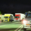 深夜の高速道路