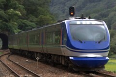 HOT7000系_スーパーはくと5号_平福駅先端