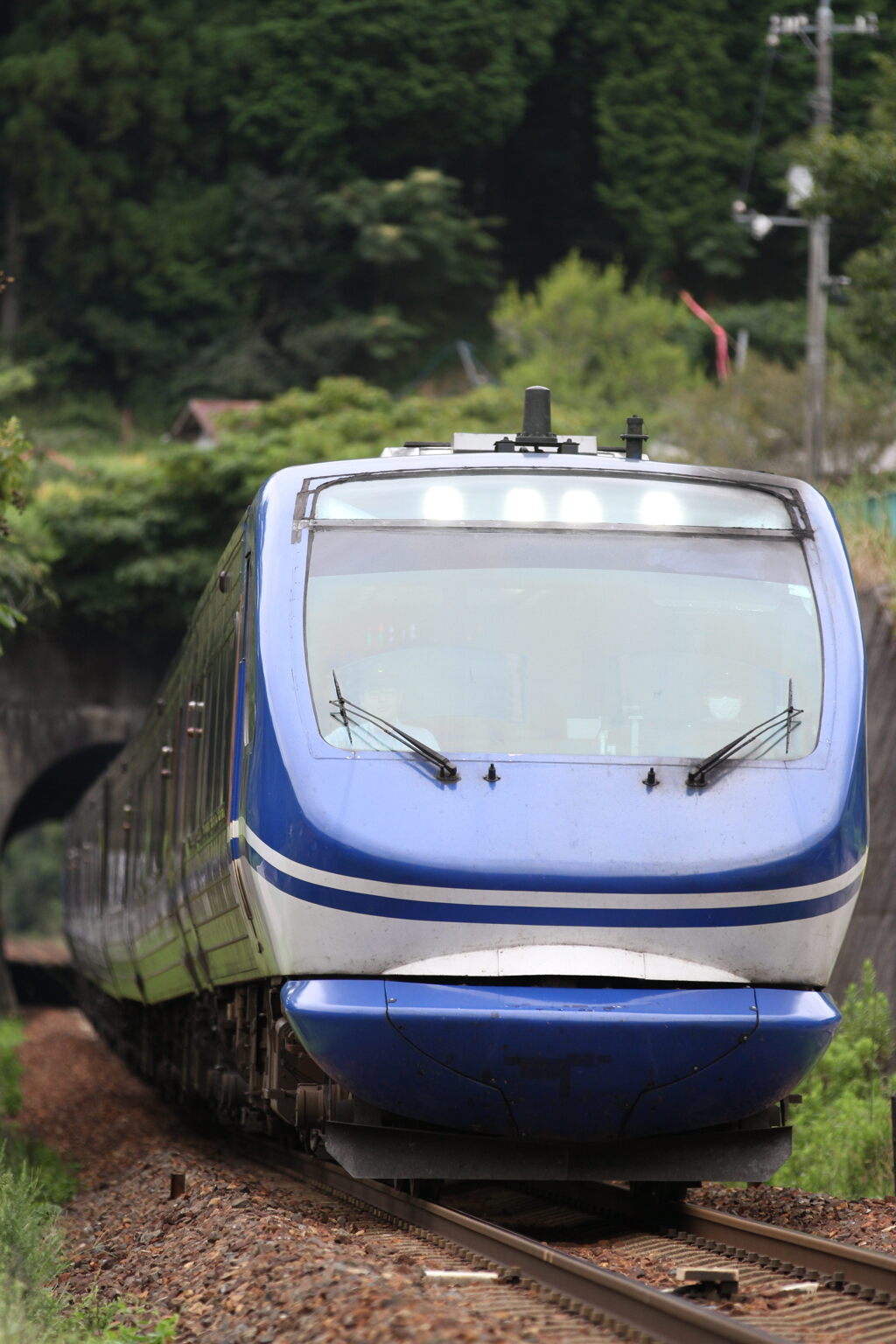 HOT7000系_スーパーはくと4号_西粟倉駅先端