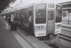 高尾駅　211系