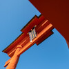下から見上げた厳島神社