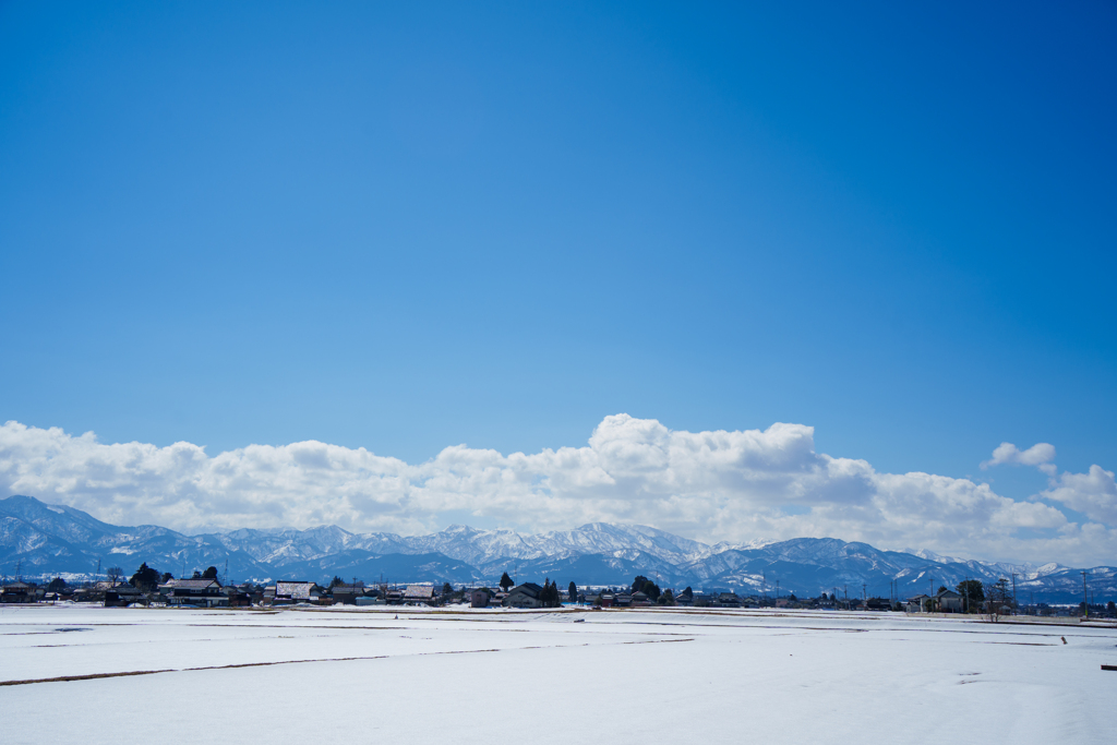 冬の散居村