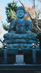 銅造釈迦如来坐像