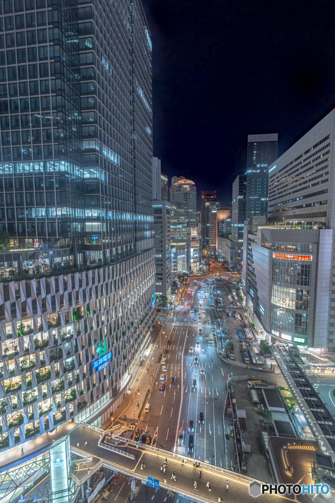 梅田のビル夜景