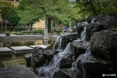 小さい滝