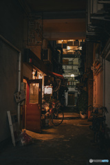 夜の路地裏