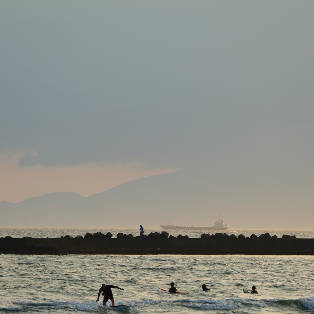 梅雨の海2