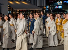 にっぽんど真ん中祭り