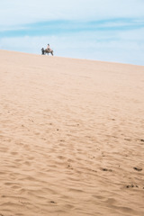 sand dune…*°