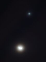 今朝のお月様と金星