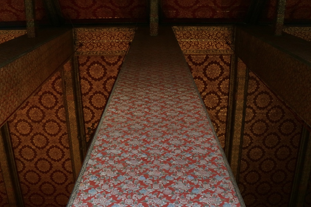 バンコクの寺院の屋根