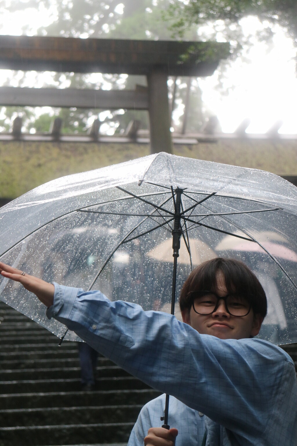 雨の伊勢神宮にて