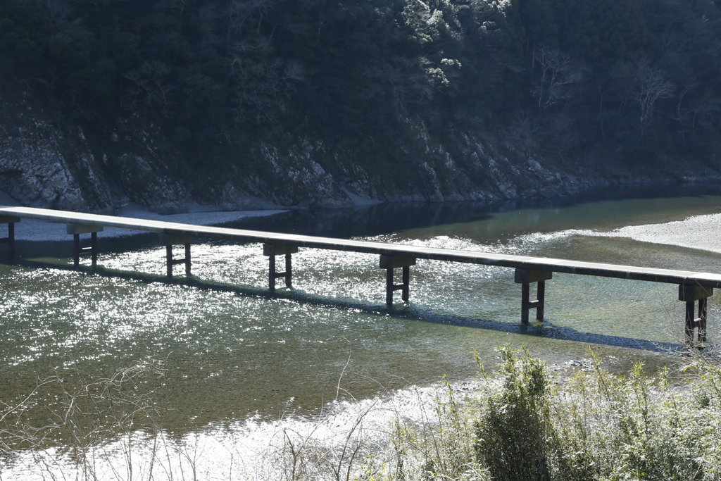 沈下橋