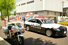 白バイ・パトカー