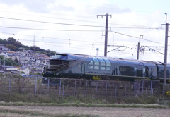 電車版　鉄人28号か
