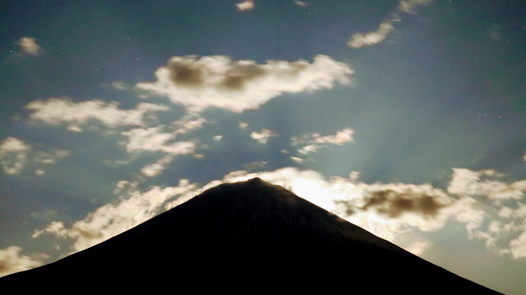 月の出前の富士山231128