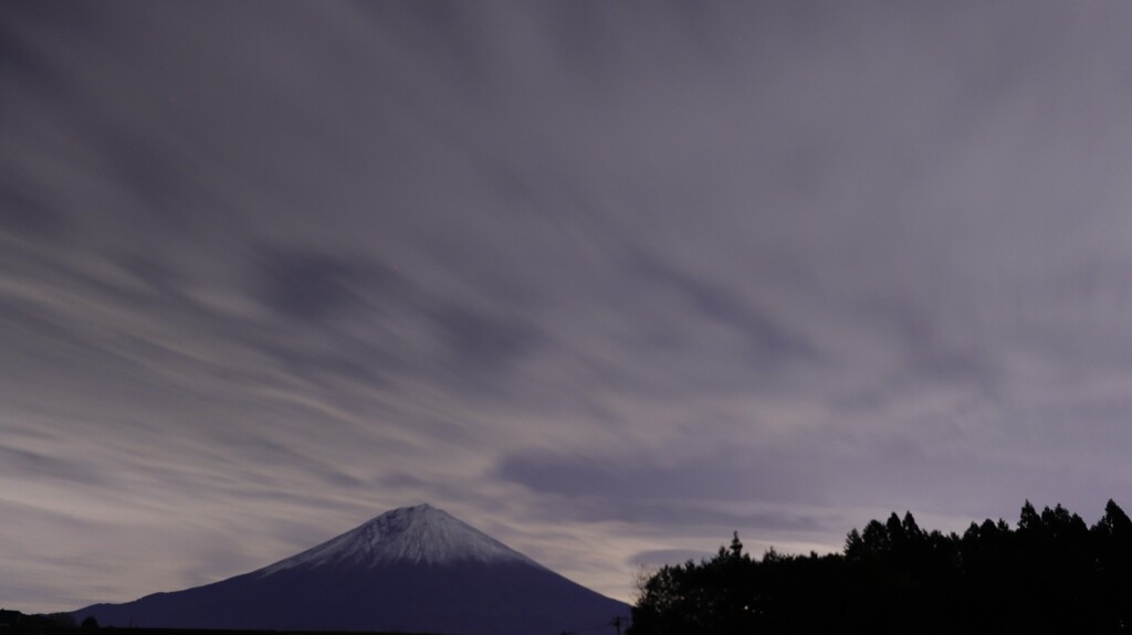富士山に墨流し