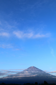 夕暮れ時の富士山