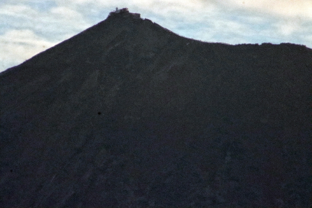 夏の富士山山頂