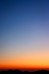 夕暮れ時の色層
