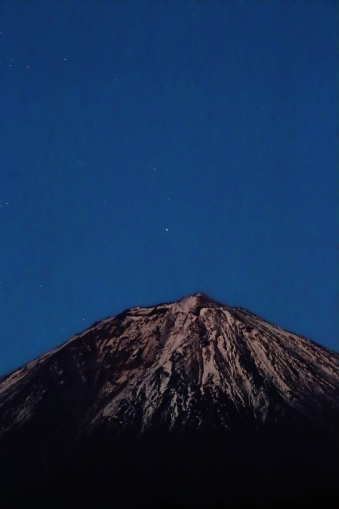 夜なのに青空