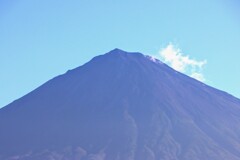 閉山後の朝富士