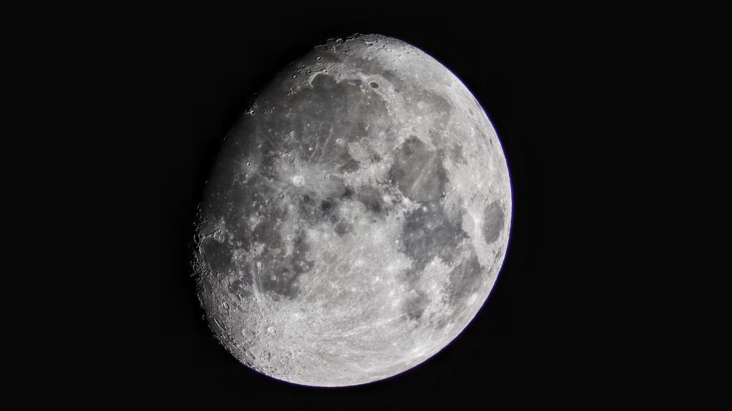 またまた月です。