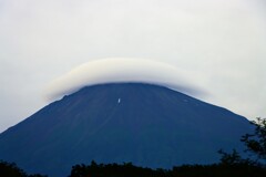 笠雲富士山（南西側より）