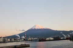 田子の浦からの富士山