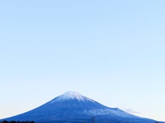 宝永山付近だけ雪が