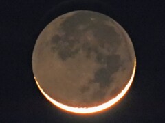 三日月