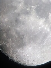 去年初めて撮ったお月様