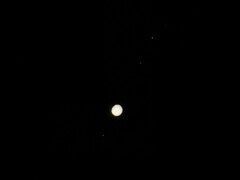 木星の縞と４つの衛星
