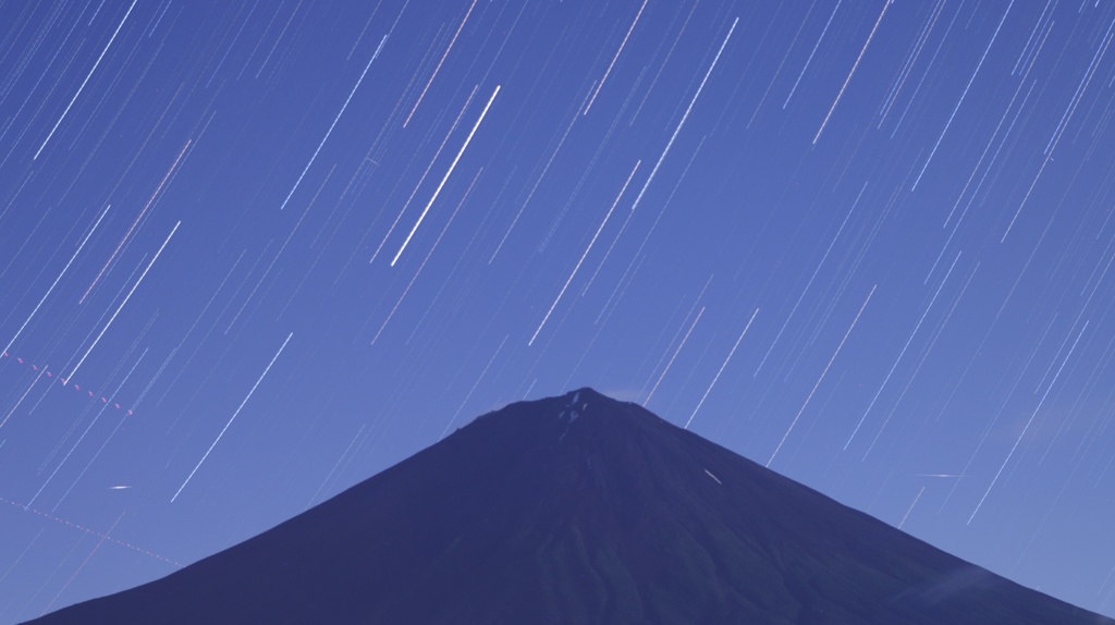富士山と星動